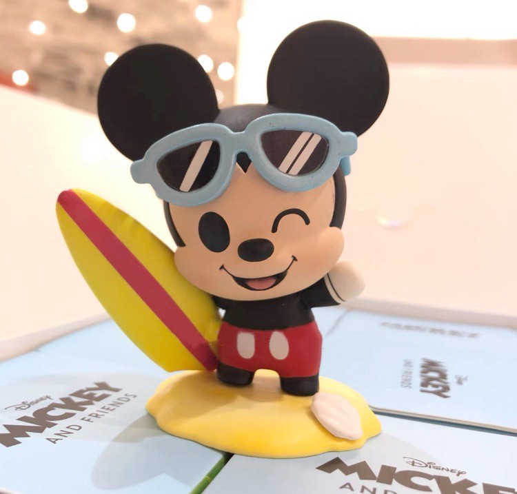 Disney - Mickey And Friend Beach By Herocross (Set of 9)
