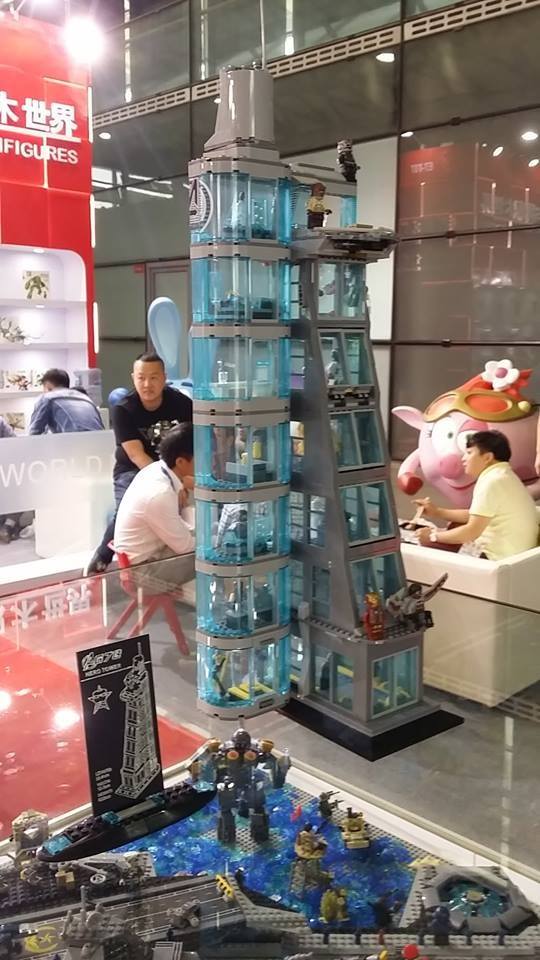 SY SH678 The Avengers Tower 1209pcs