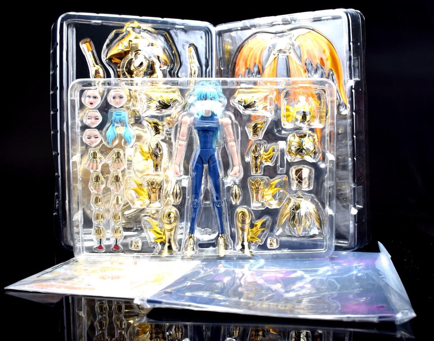 Saint Seiya Saint Cloth Myth EX Pisces Aphrodite (God Cloth) w/Initial Release Bonus Item by Bandai
