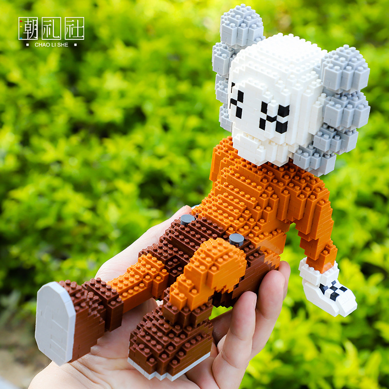 Chao Li She 38029-38034 Kaws