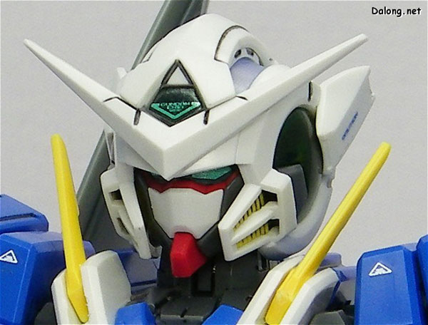 MG 1/100 GN-001 Gundam Exia by Bandai