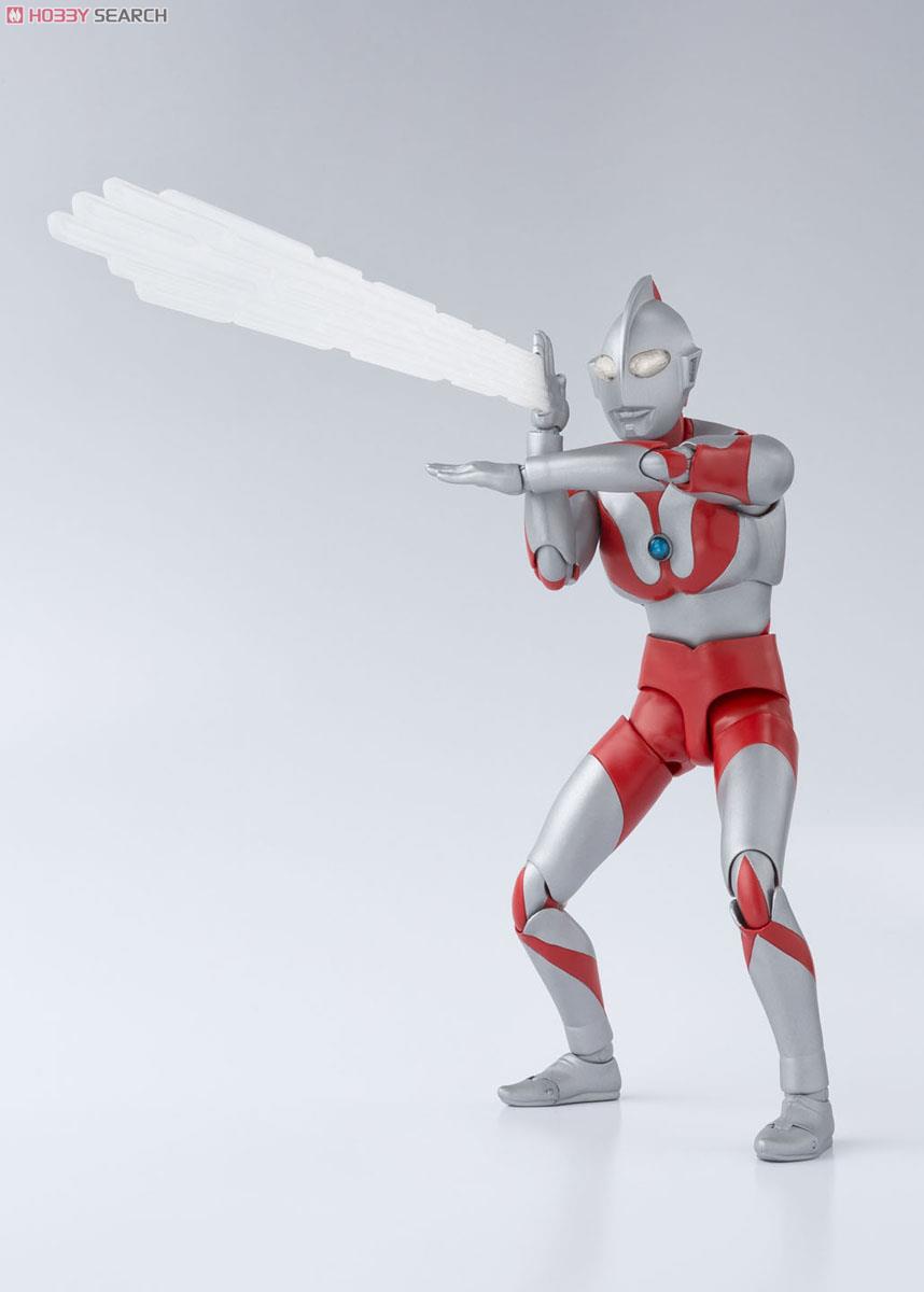 S.H.Figuartst Ultraman by Bandai