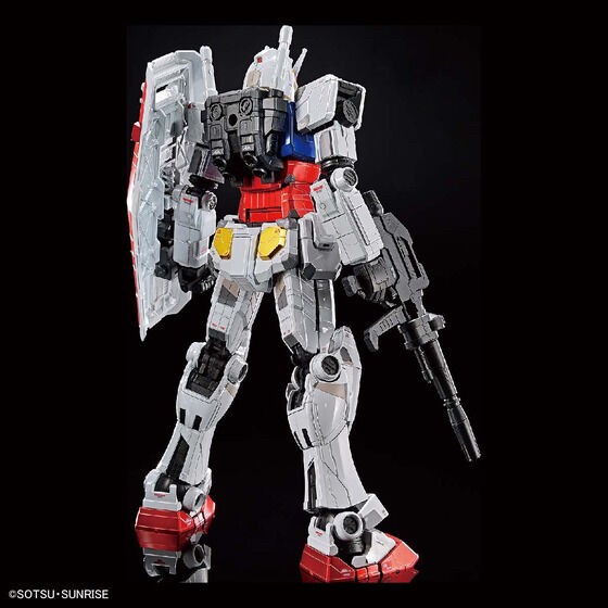 PRE-ORDER : GUNDAM FACTORY YOKOHAMA 1/100 RX-78F00 Gundam [Titanium Finish] Plastic Model