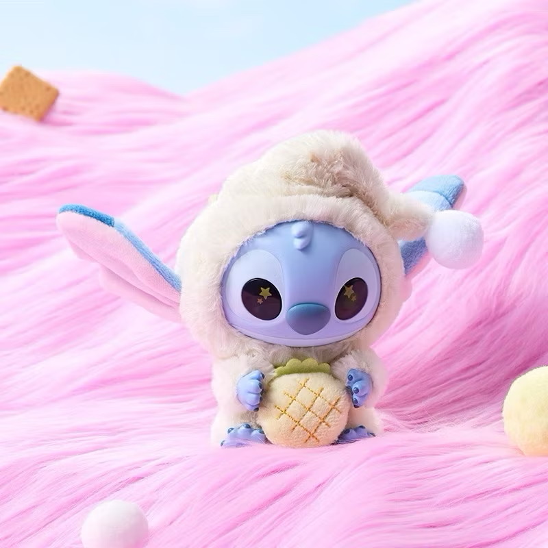 ตุ๊กตาพวงกุญแจ Disney - Lilo & Stitch - Eat Something Before Sleep Series Plush Keychain by Miniso
