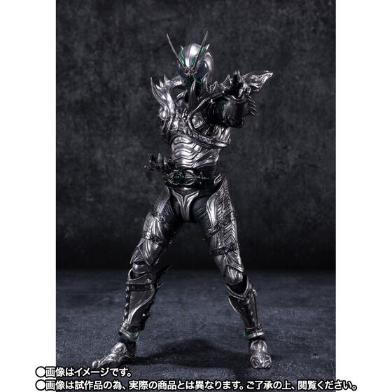 PRE-ORDER : S.H.Figuarts Kamen Rider SHADOWMOON (BLACK SUN)