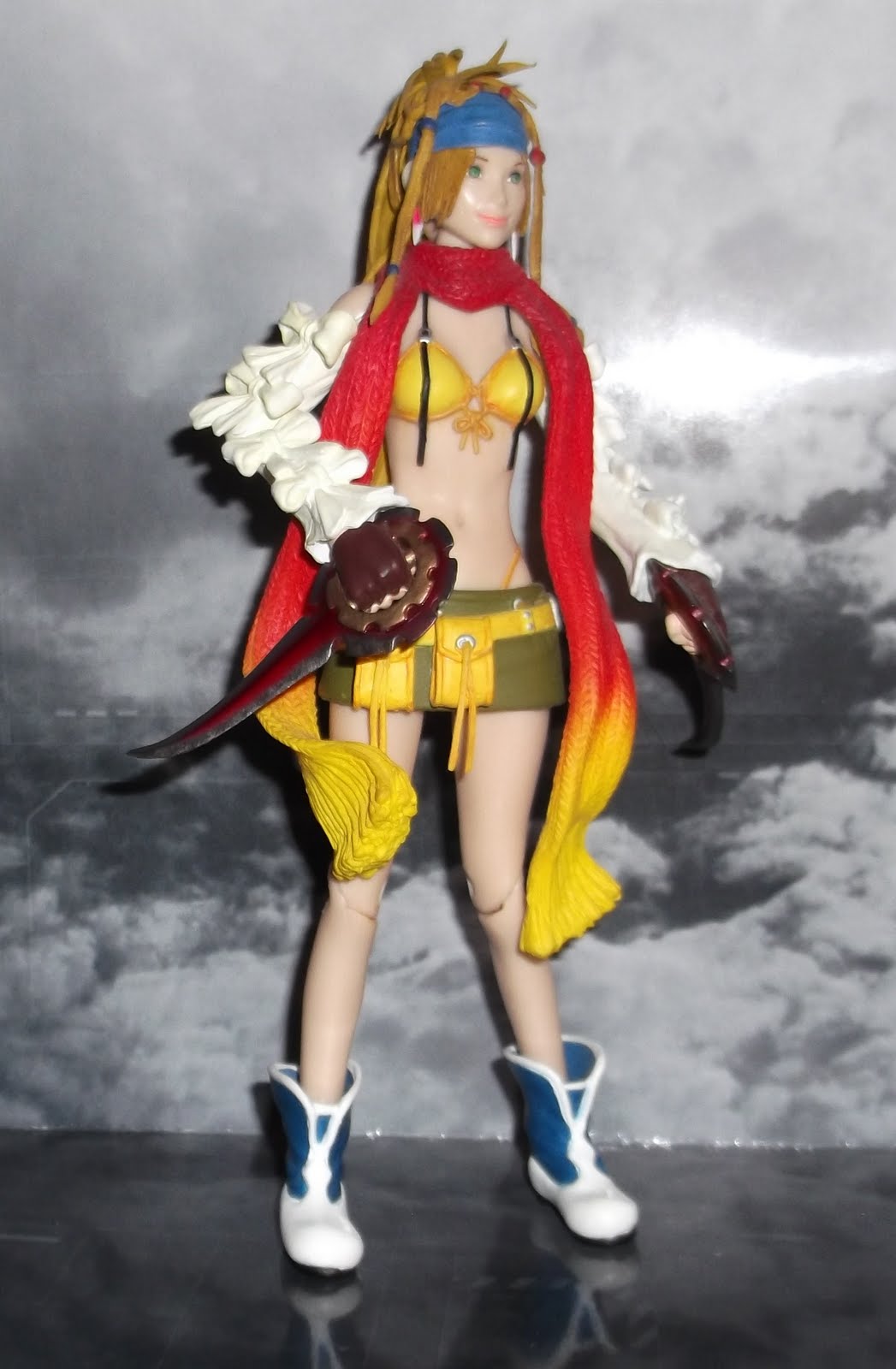 Final Fantasy X-2 Play Arts Yuna / Rikku / Paine by Square Enix (Set of 3)