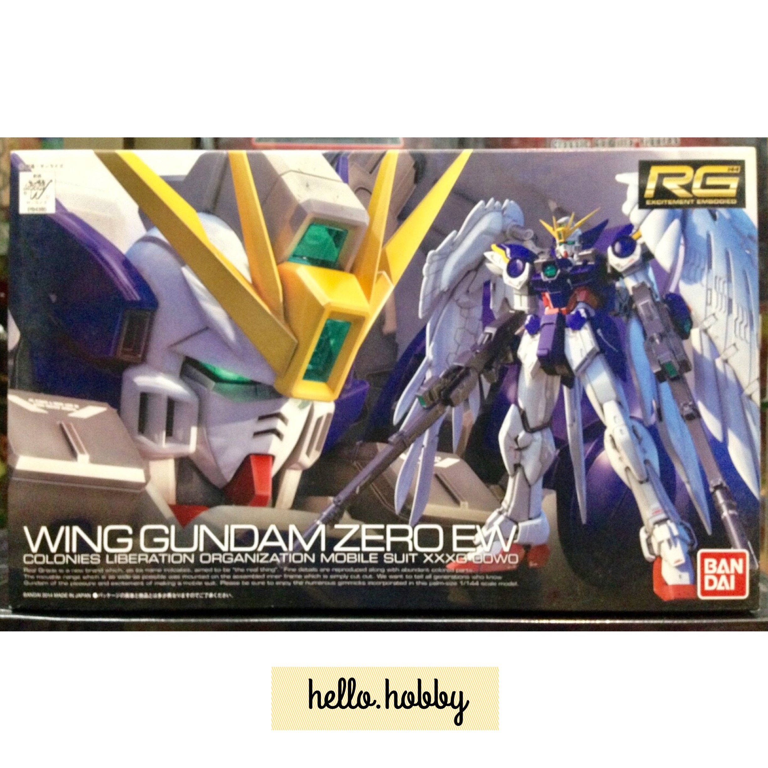 RG 1/144 Wing Gundam Zero EW by Bandai