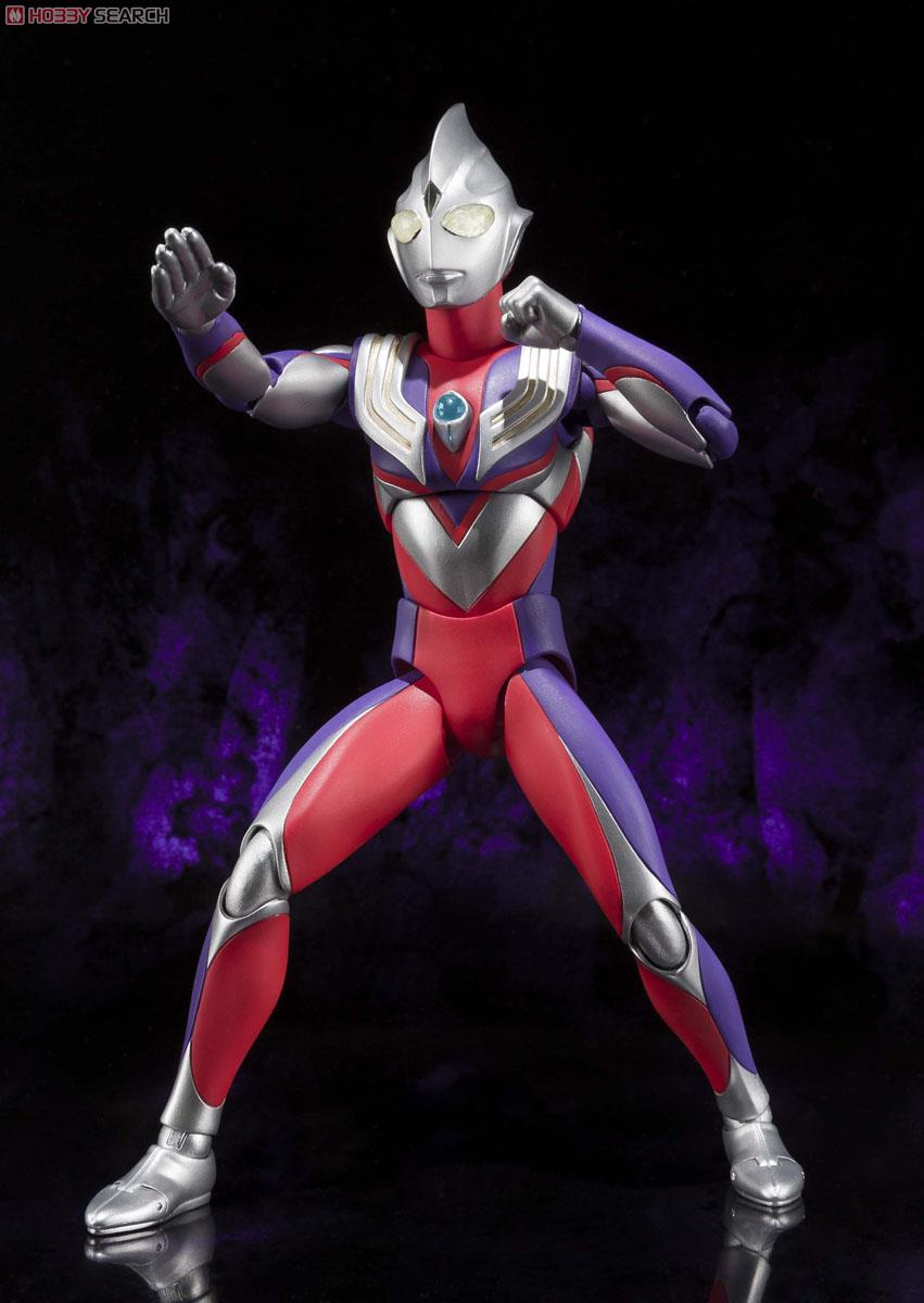 Ultra-act Ultraman Tiga (Multi Type) by Bandai