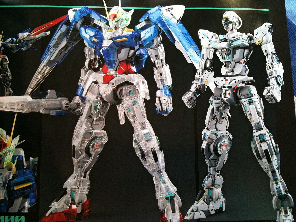 PG 1/60 OO Raiser Color Clear Body by Bandai