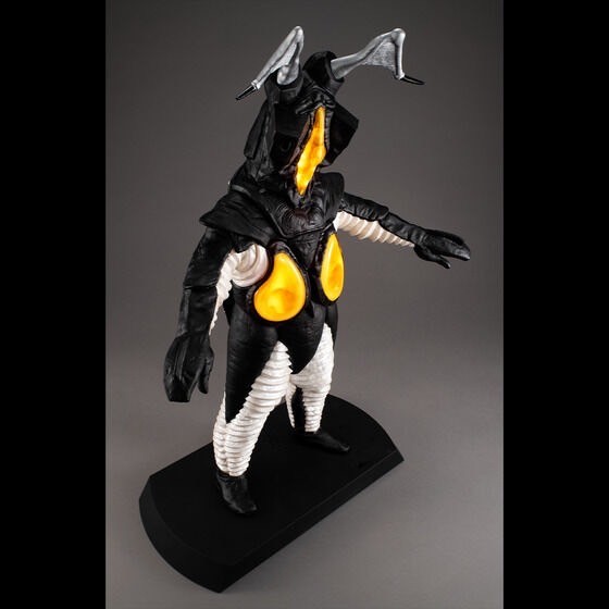 PRE-ORDER : UA Monsters Zetton