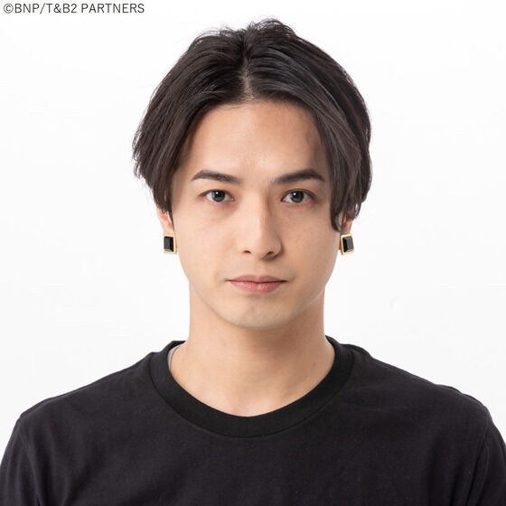 PRE-ORDER : TIGER & BUNNY 2 Ryan Goldsmith Earrings