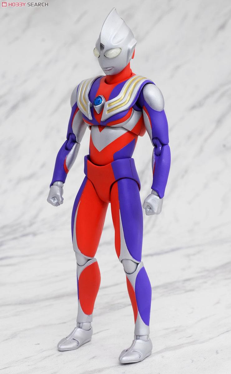 Ultra-act Ultraman Tiga (Multi Type) by Bandai
