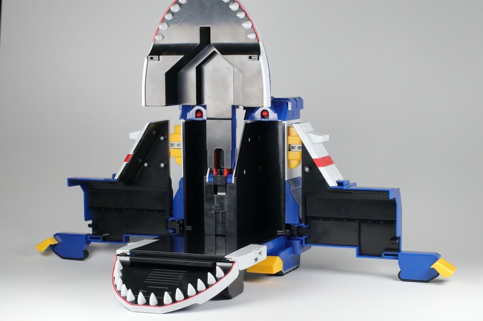 Super Mini Pla Big Scale Jaguar Vulcan by Premium Bandai (Limited มีกล่องน้ำตาล)