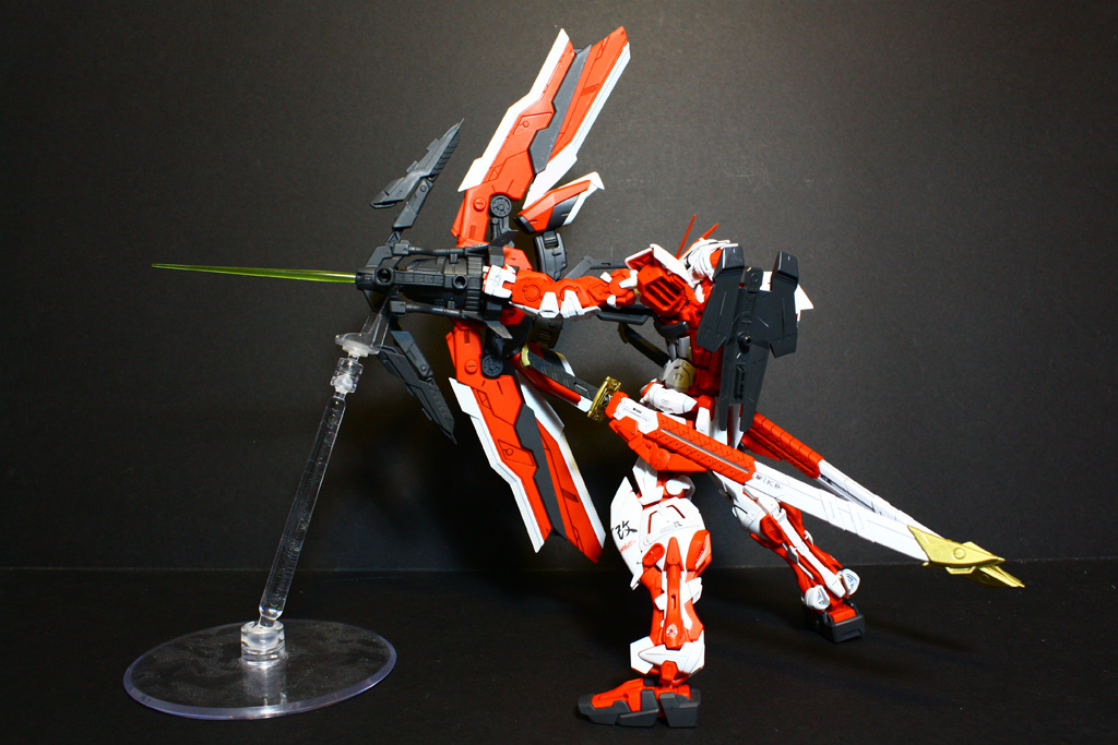 MG 1/100 Gundam Astray Red Frame Kai Ver. by Bandai