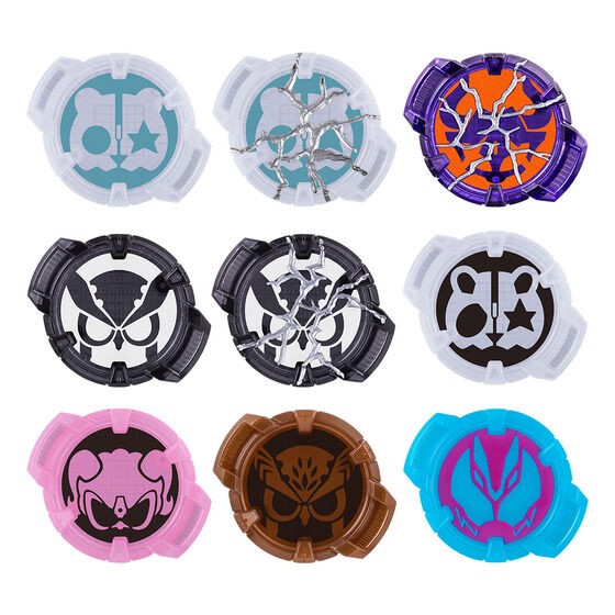 PRE-ORDER : Kamen Rider Geats Kamen Rider Core ID Set