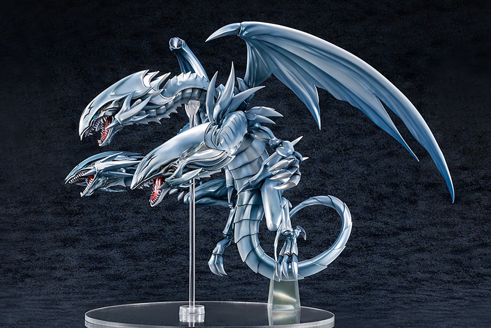 Pre-order : Yu-Gi-Oh! Duel Monsters Blue-Eyes Ultimate Dragon Complete Figure by AmiAmi x AMAKUNI