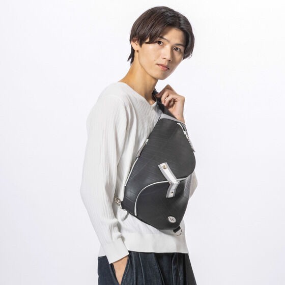 PRE-ORDER : Ultraseven 55th SEAL One Shoulder Bag Spiral