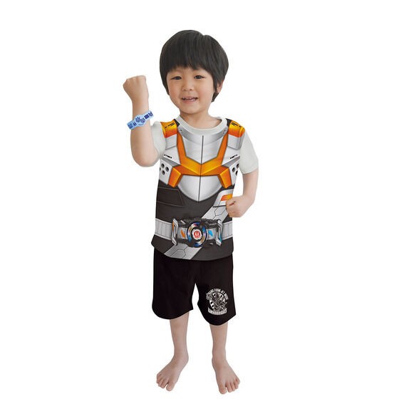 PRE-ORDER : Kamen Rider Geats Courage! Shining Pajamas 23SS