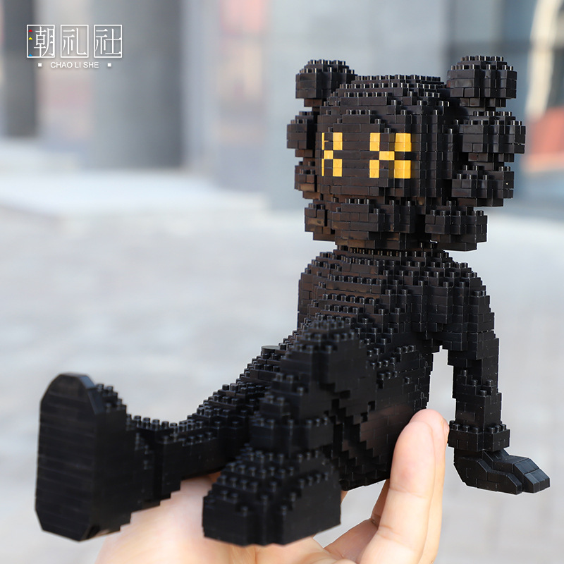 Chao Li She 38029-38034 Kaws