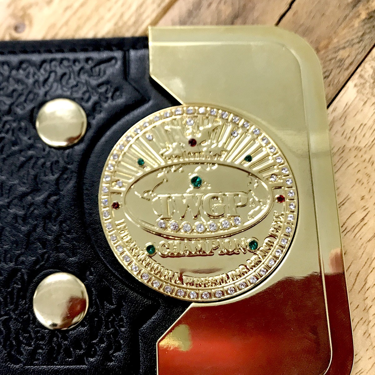 Pre-order : NEW JAPAN PRO-WRESTLING 4th Generation IWGP Heavyweight Championship Replica Belt 50th Anniversary Model (Standard Edition) by 16 directions