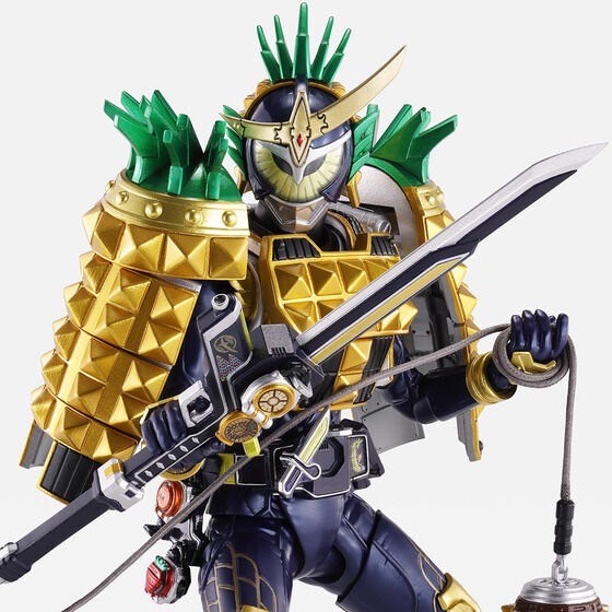 PRE-ORDER : S.H.Figuarts (Shinkocchou Seihou) Kamen Rider GAIM ARMS CHANGE SET (PINE ARMS & ICHIGO ARMS)