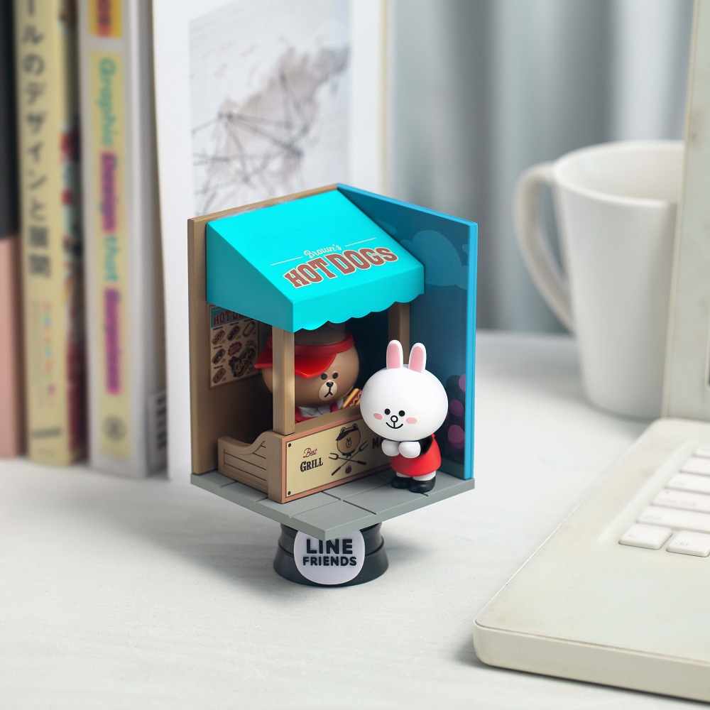 Line Friends - Brown & Friends Dream-Selected Series (Set of 4) by Beast Kingdom