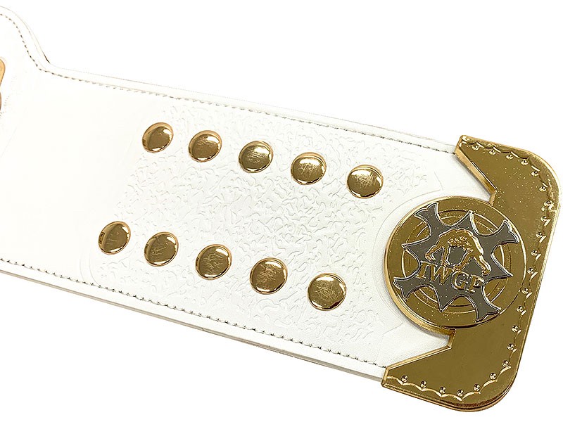 Pre-order : NEW JAPAN PRO-WRESTLING Replica Belt 2nd Generation IWGP Intercontinental Championship by 16 directions