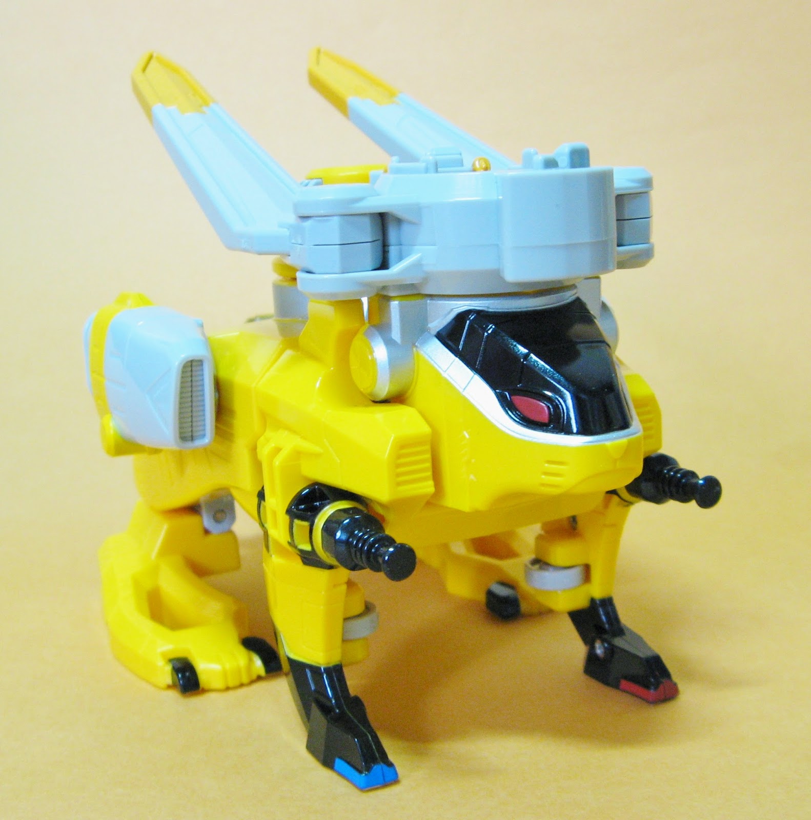 Tokumei Sentai Go-Busters - Buster Machine RH-03 Rabbit by Bandai