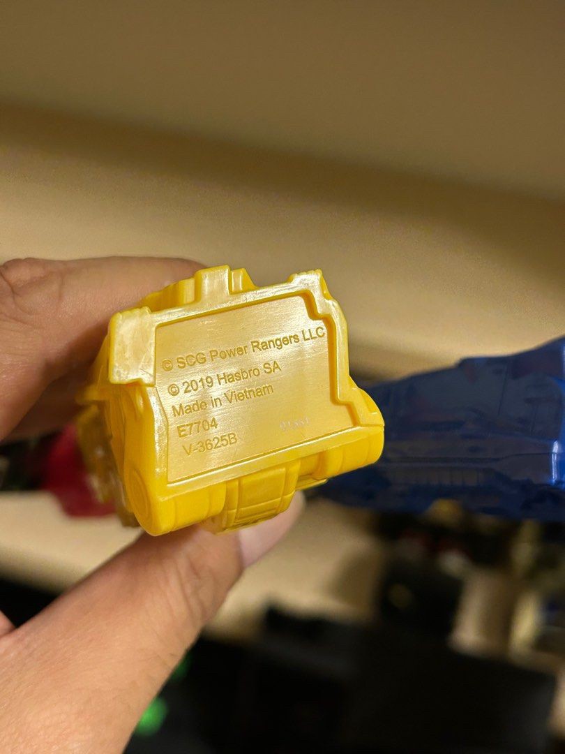 Power Rangers Mighty Morphin Megazord 10" by Hasbro