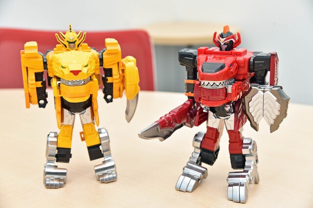 Kikai Sentai Zenkaiger - DX METAL APPEND Zenkaioh JuraGaon by Bandai