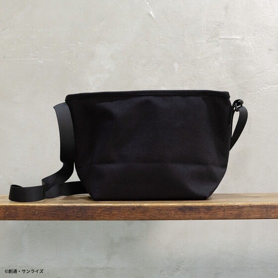 PRE-ORDER : STRICT-G "Mobile Suit Gundam" Basic Mini Shoulder Bag
