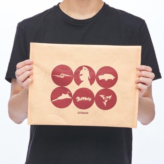 PRE-ORDER : Ultraman Series Multi Case