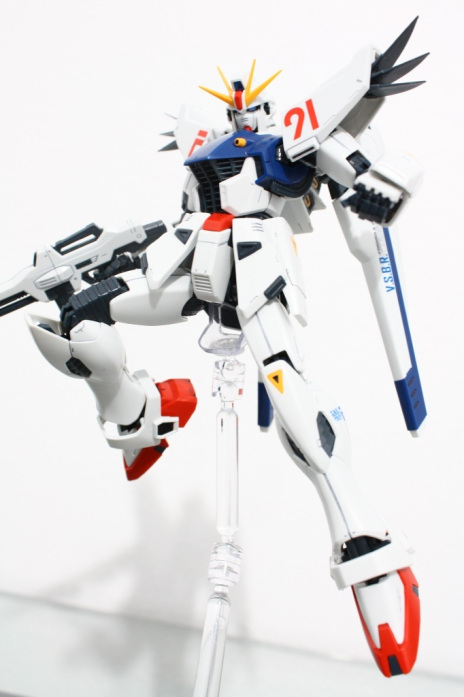 MG 1/100 Gundam F91 by Bandai