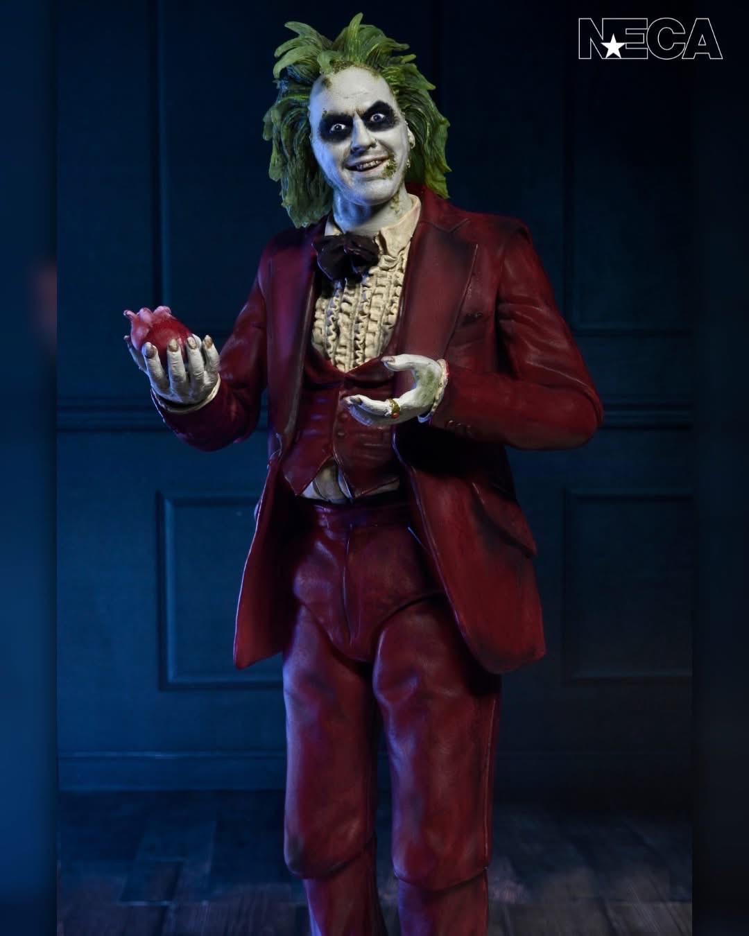 Pre-order : Beetlejuice Beetlejuice Ultimate "Red Tuxedo" Beetlejuice Action Figure by NECA