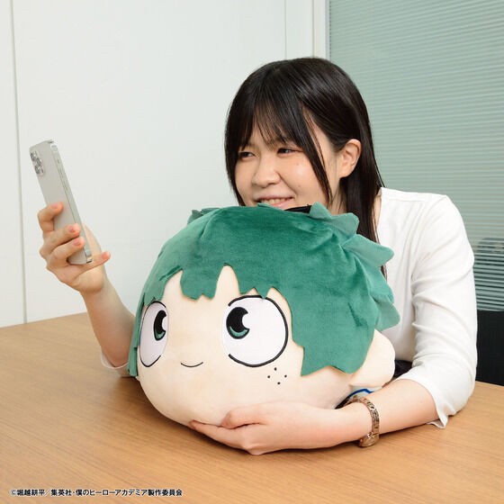 PRE-ORDER : Mobile Cushion My Hero Academia