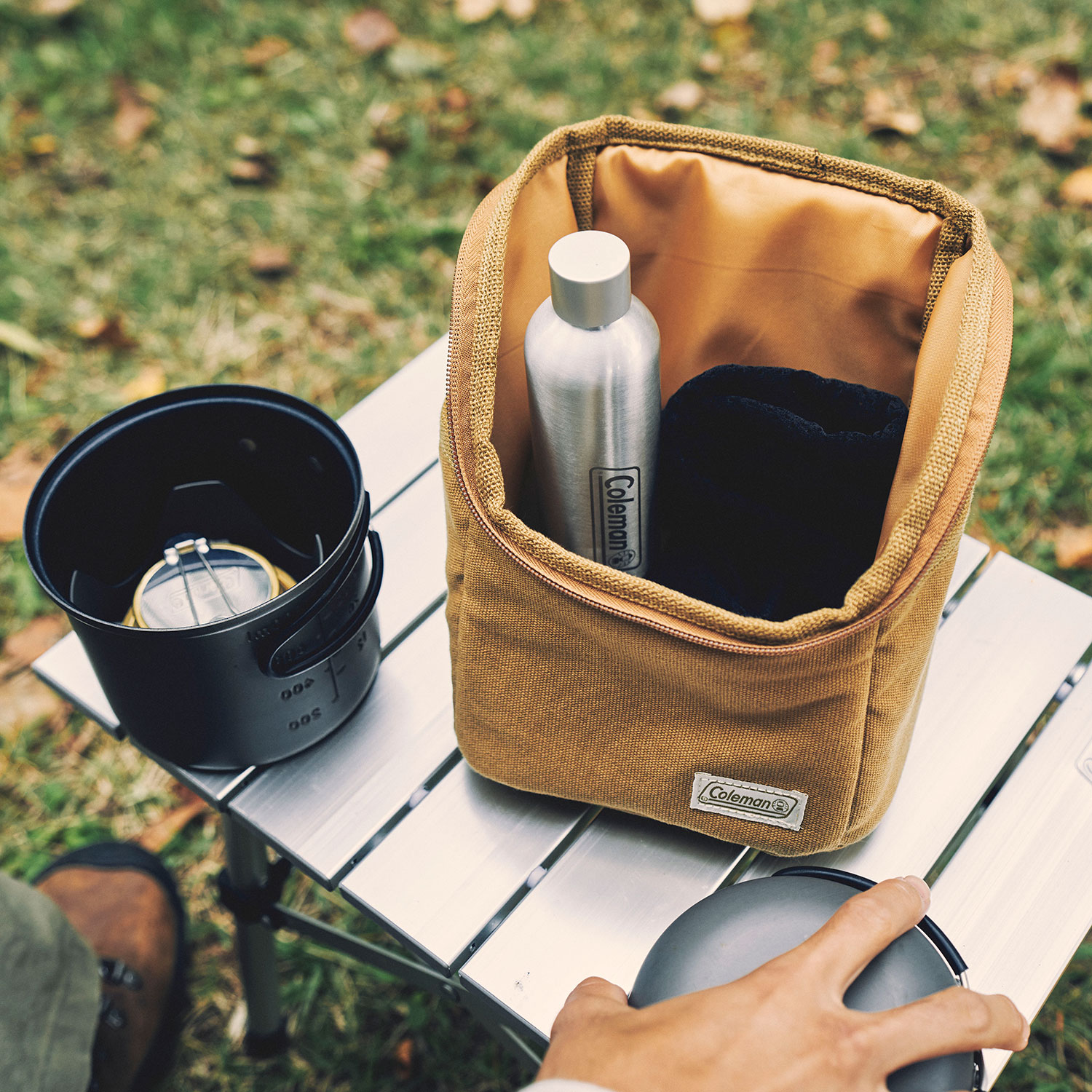 ชุดเตาแอลกอฮอล์และหม้อ Coleman Compact Alcohol Burner & Cooker Set
