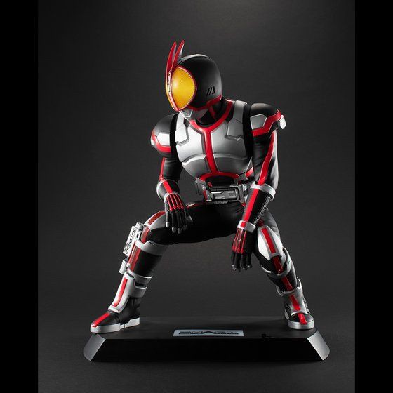 PRE-ORDER : Ultimate Article Kamen Rider Faiz [Resale]
