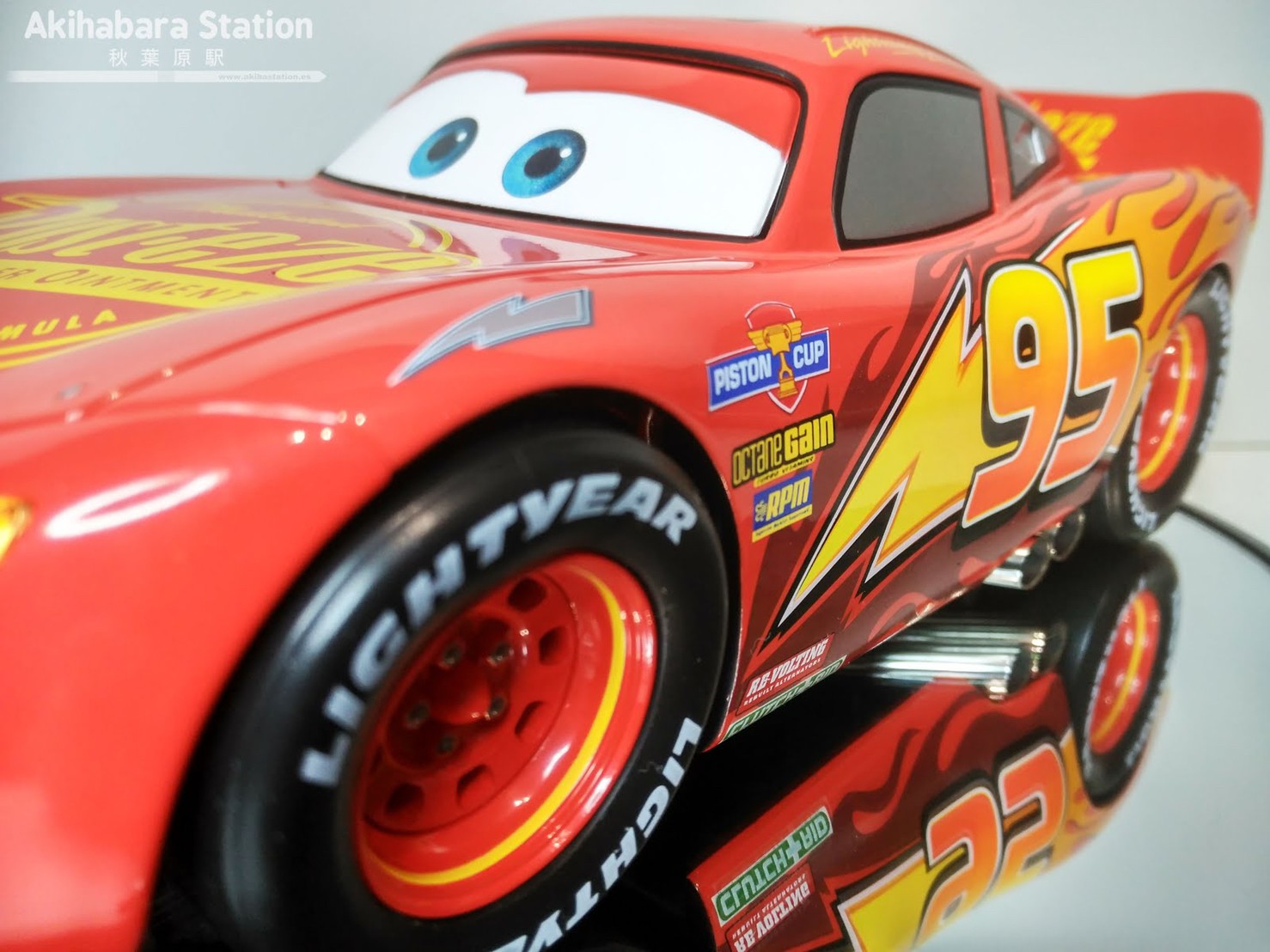 CHOGOKIN - Cars - Lightning McQueen by Bandai