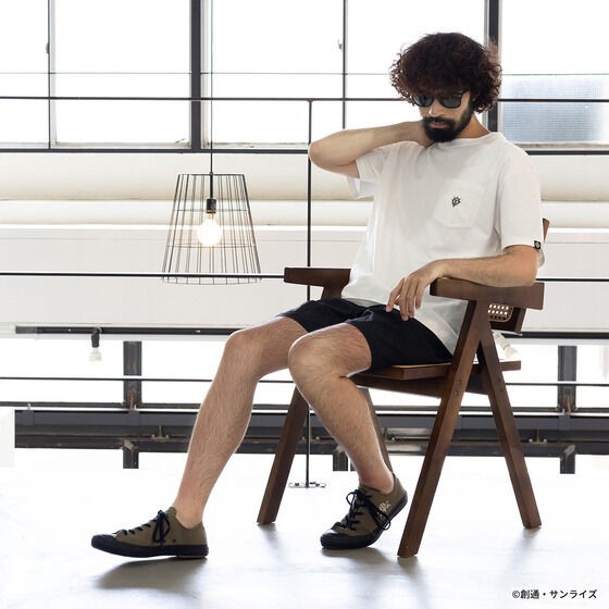 PRE-ORDER : STRICT-G "Mobile Suit Gundam" T-shirt with Short Sleeve Pocket