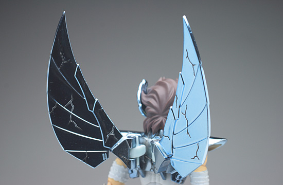 Saint Seiya Saint Cloth Myth Pegasus Seiya (Revived Bronze Cloth/Broken Ver.) And Saori Kido Original Color Edition by Tamashii Features Vol.2