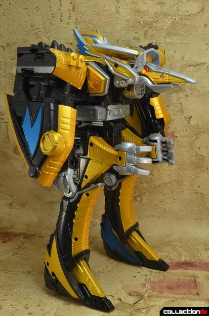 Zyuden Sentai Kyoryuger DX Pteraiden-oh by Bandai