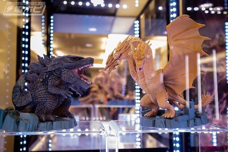 Godzilla - GODZILLA DEFORUME FIGURE - KING GHIDORAH by Banpresto