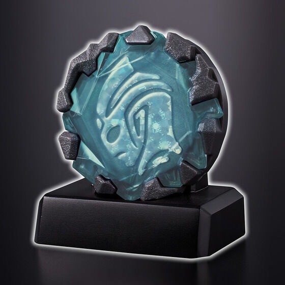 PRE-ORDER : Ultraman Blazar Stone EX Selection