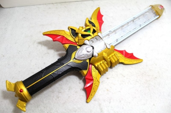 Masked Rider Kiva DX Zanbat Sword by Bandai