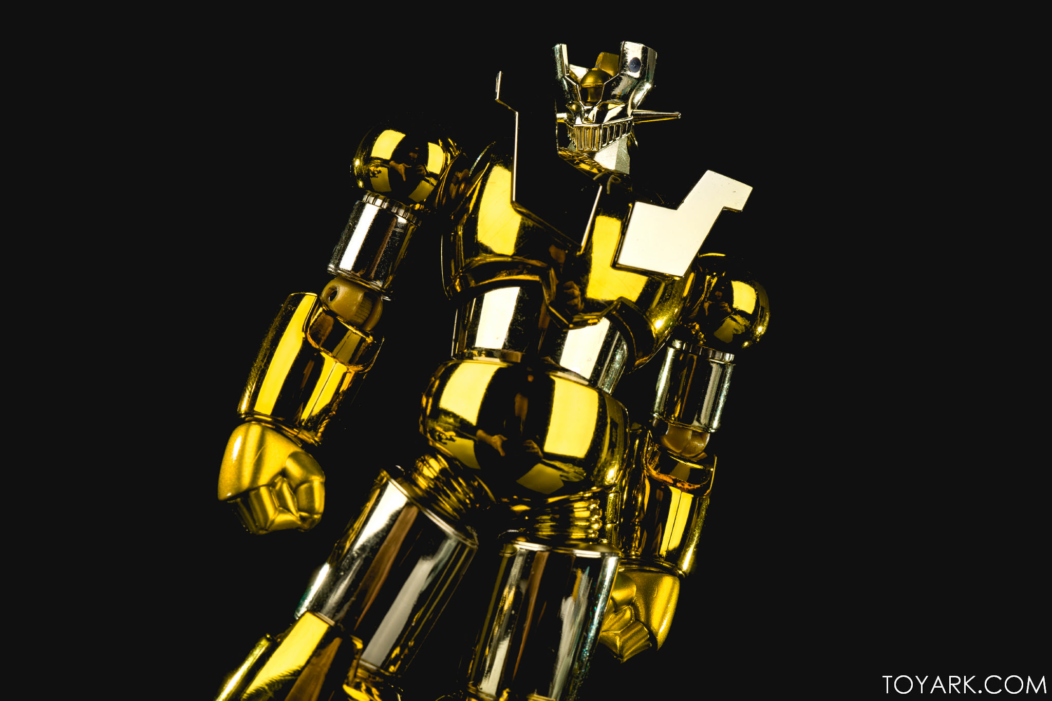 Super Robot Chogokin Shin Mazinger Z Gold Ver. Tamashii Nations 10th Anniversary World Tour Exclusive by Bandai