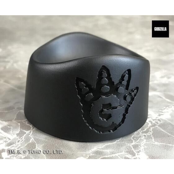 PRE-ORDER : G-Saurus Godzilla (2016)