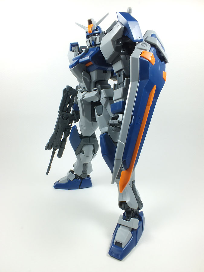 MG 1/100 GAT-X102 Duel Gundam Assault Shroud by Bandai