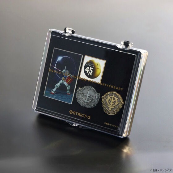 PRE-ORDER : STRICT-G "Mobile Suit Gundam" Gundam Series 45th/30th Anniversary Pin Set