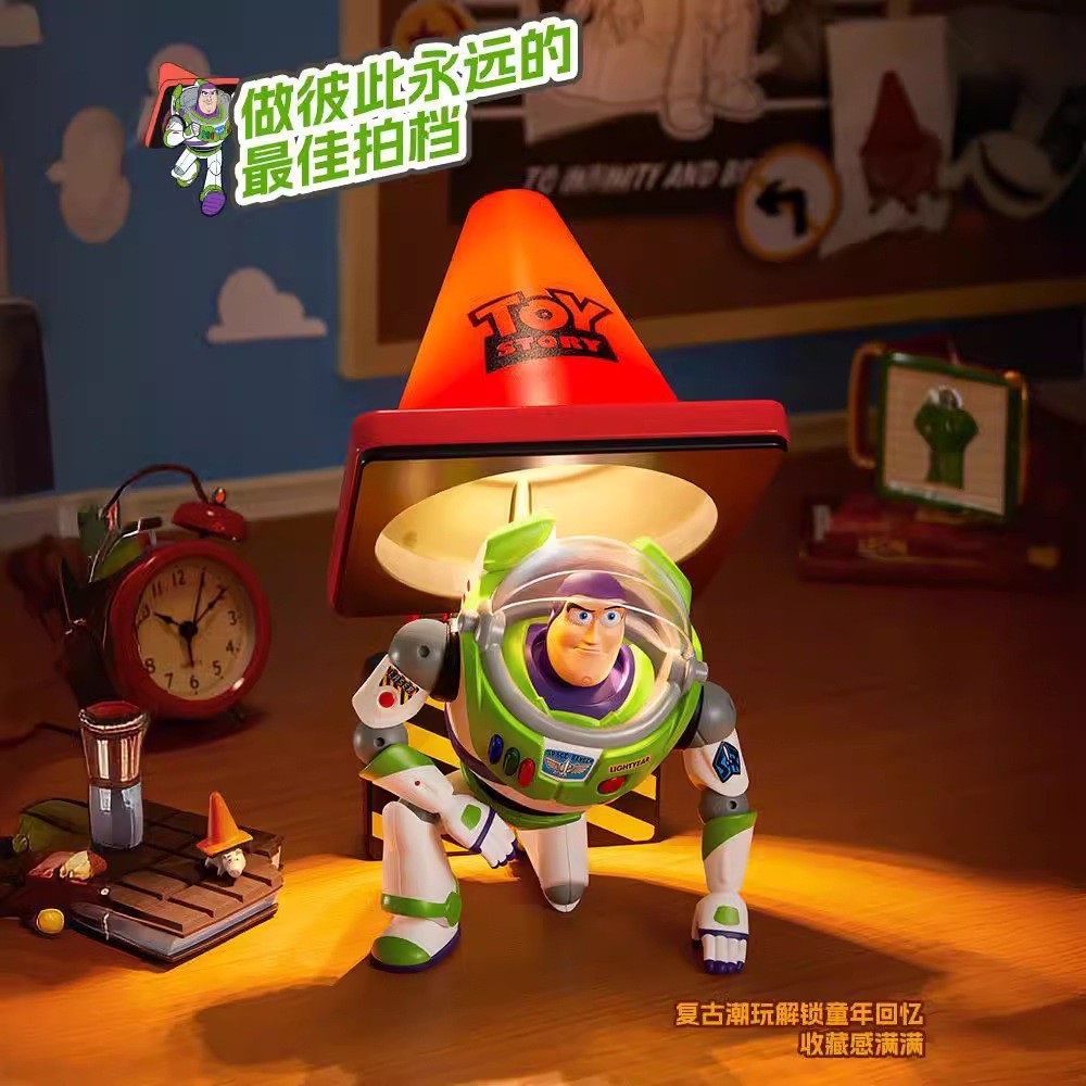 โมเดล โคมไฟ Toy Story - Buzz Lightyear Roadblock Light by MarTube