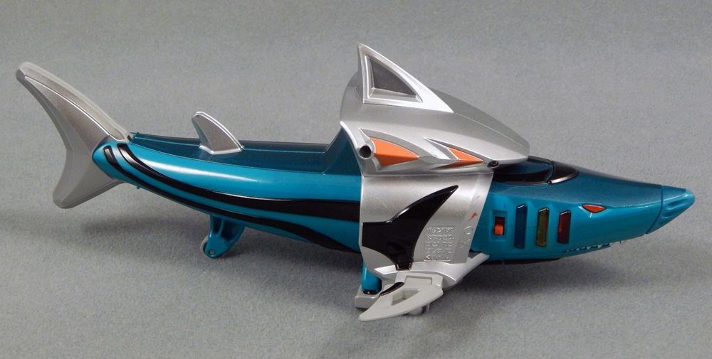 Juken Sentai Gekiranger - DX Geki Shark by Bandai